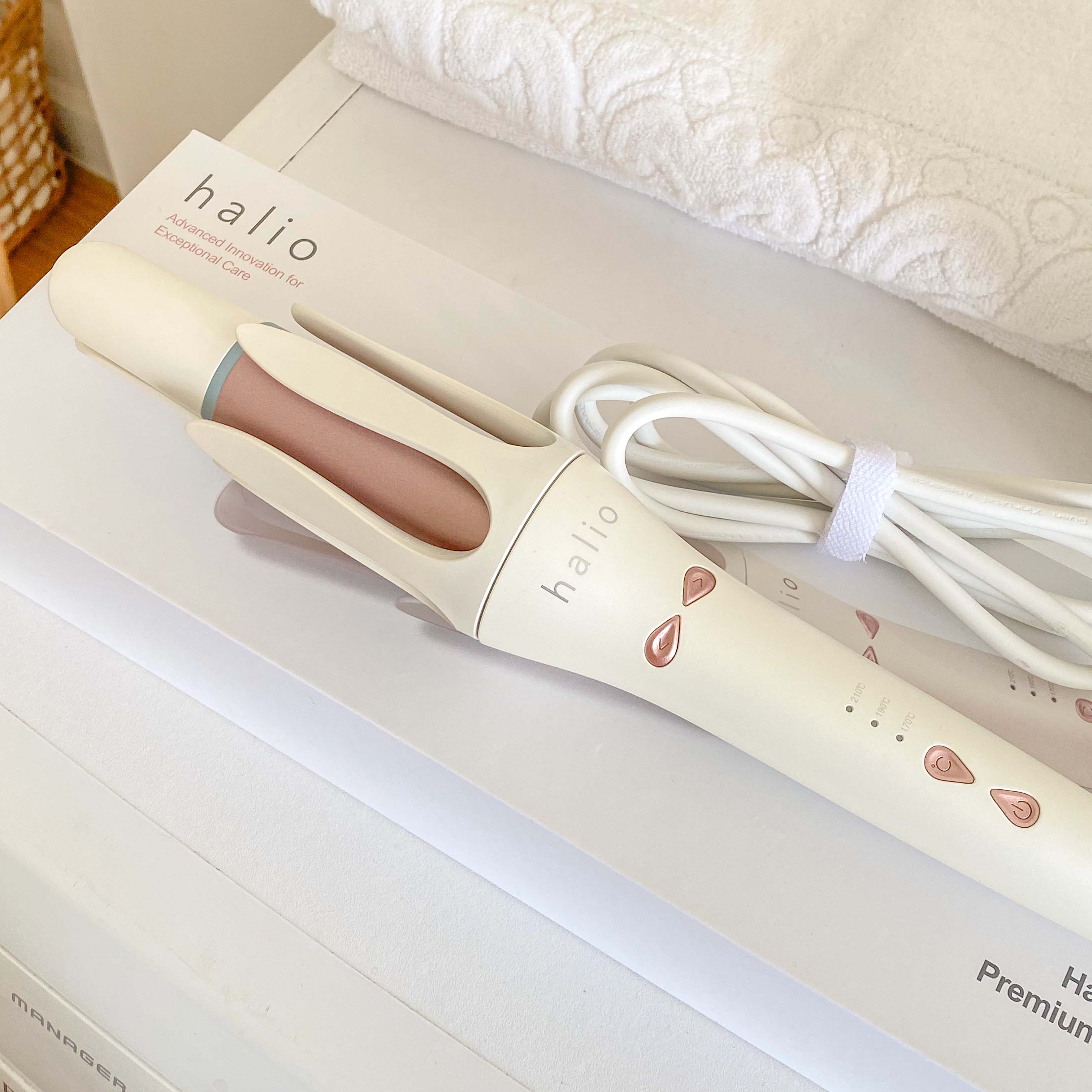 Bàn chải điện và máy rửa mặt Halio trong hộp quà GWP trị giá 3 triệu đồng từ Lixibox, chia sẻ trải nghiệm và bí kíp nhận quà miễn phí từ chương trình GWP2010, GWP Việt Nam.