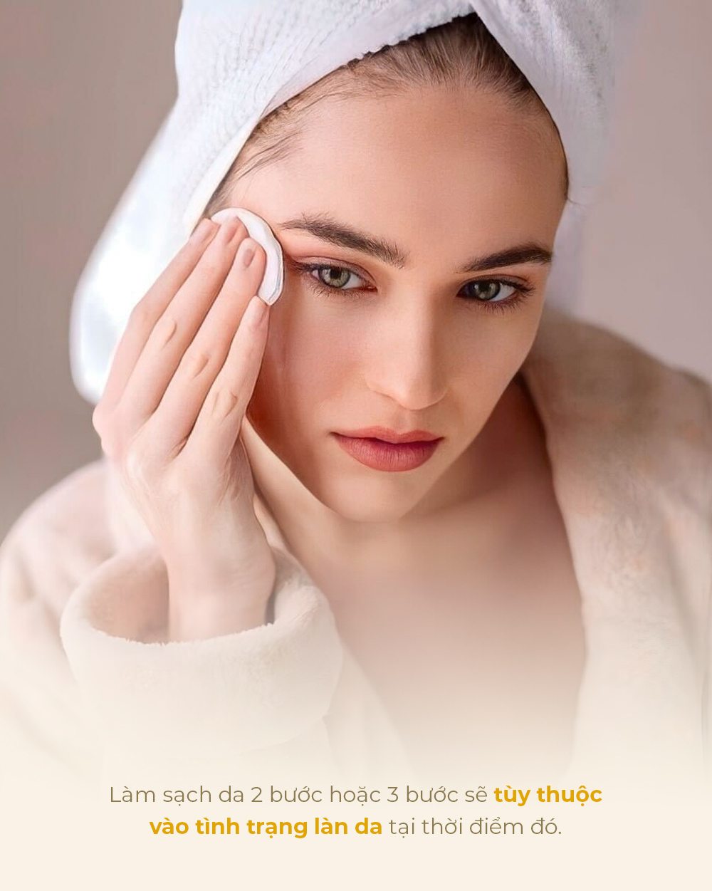 Hướng dẫn làm sạch da mặt với phương pháp double cleansing và triple cleansing. Đối với các bước làm sạch da mặt, việc chọn lựa phương pháp phù hợp sẽ tùy thuộc vào tình trạng làn da của từng người. Đọc bài viết của Lixibox để tìm hiểu thêm!