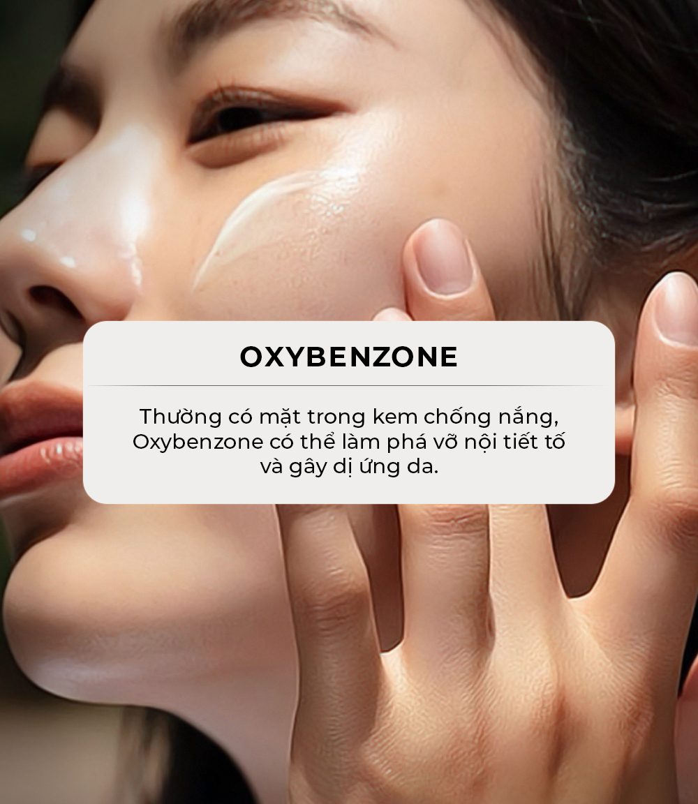 Bài viết về các thành phần mỹ phẩm độc hại như Oxybenzone, thường có mặt trong kem chống nắng, gây tổn hại cho da và nguy cơ gây dị ứng, giúp tín đồ làm đẹp nhận biết các thành phần nên tránh trong mỹ phẩm.