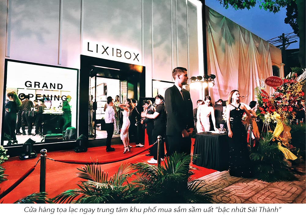 Sự kiện khai trương LIXIBOX FLAGSHIP STORE với không gian sang trọng và nhiều nhân vật nổi tiếng góp mặt. Chương trình đánh dấu sự ra mắt tại trung tâm mua sắm lớn nhất Sài Thành.