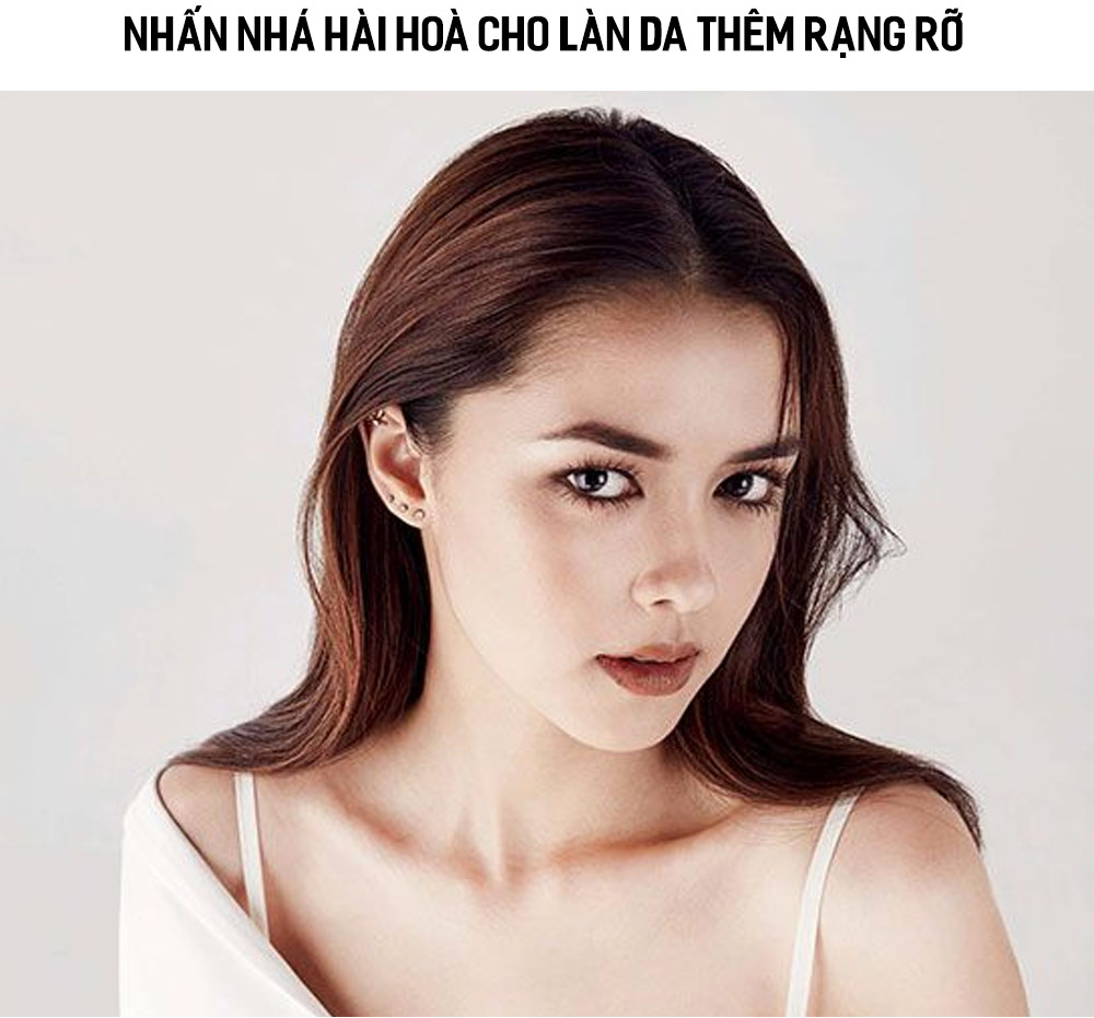 Xinh như hotgirl Thái với mẹo trang điểm đơn giản, làn da rạng rỡ nhờ lớp blush nhẹ nhàng, son môi tự nhiên và hàng lông mày sắc nét. Khám phá xu hướng son và phong cách trang điểm nổi bật của các cô gái Thái Lan.