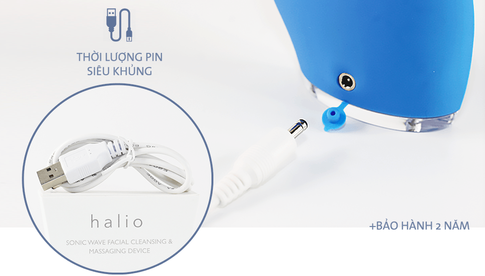 Máy rửa mặt Halio với thiết kế hiện đại, kèm theo dây sạc USB. Sản phẩm hứa hẹn mang lại làn da sạch, mềm mại và căng bóng, đồng thời giảm mụn hiệu quả. Khám phá thêm về Halio trên Lixibox!