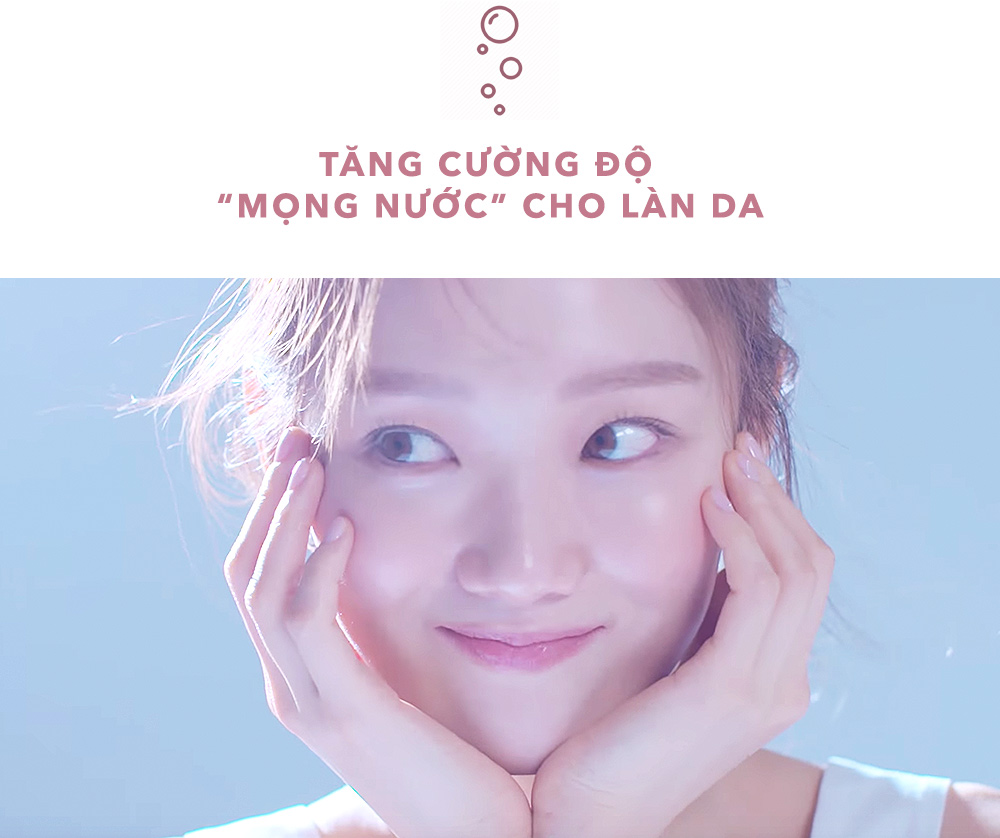 Tăng cường độ "mọng nước" cho làn da với xịt khoáng, sản phẩm dưỡng da đa năng giúp dưỡng ẩm, làm dịu da, hạn chế đổ dầu và dưỡng da trên máy bay. Khám phá ngay các công dụng hay ho của xịt khoáng trong bài viết!