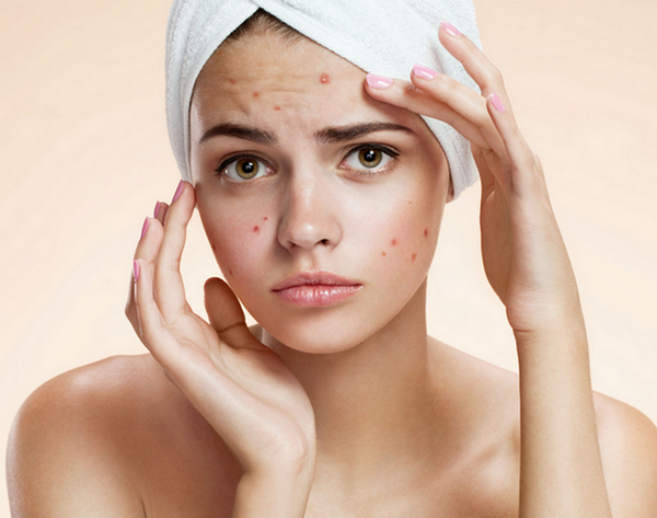 Bài viết "Jamsu Makeup - Tuyệt chiêu cho lớp nền hoàn hảo" giới thiệu bí kíp nhúng mặt vào nước để có lớp nền bền chắc. Các từ khóa quan trọng bao gồm dưỡng ẩm, làm sạch da, và Jamsu Makeup.