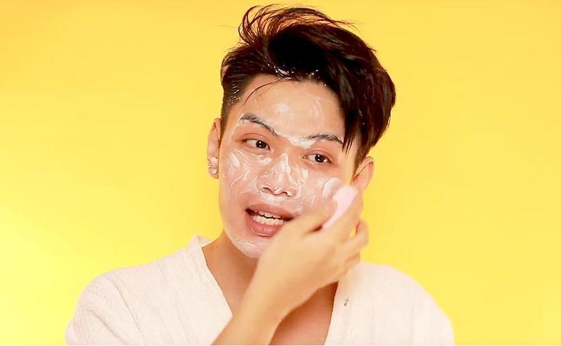 Khám phá những sản phẩm skincare hot nhất 2018 và cách dưỡng da đón Tết hiệu quả. Tìm hiểu về kem dưỡng trắng toàn thân và bí quyết da sạch, da đẹp, thu nhỏ lỗ chân lông qua bài viết "BEST CHOICE 2018".