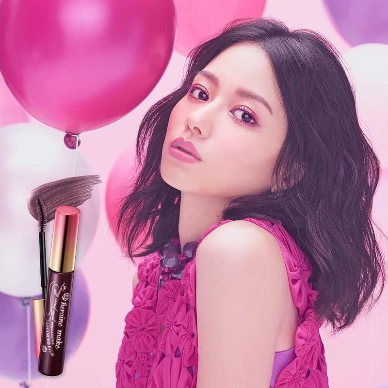 Với mùa mưa Sài Gòn, 6 loại mascara tốt nhất và chống nước giúp duy trì vẻ đẹp hoàn hảo cho phái nữ. Khám phá mẫu mascara chống nước lý tưởng để tự tin trong mọi khoảnh khắc.