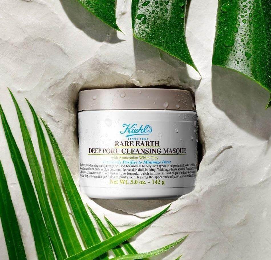 Kiehl's Rare Earth Deep Pore Cleansing Masque, sản phẩm hoàn hảo cho nàng da dầu mụn, giúp hạn chế đổ dầu, làm sạch sâu lỗ chân lông, mang lại làn da tươi sáng, là phần thiết yếu trong skin care routine.