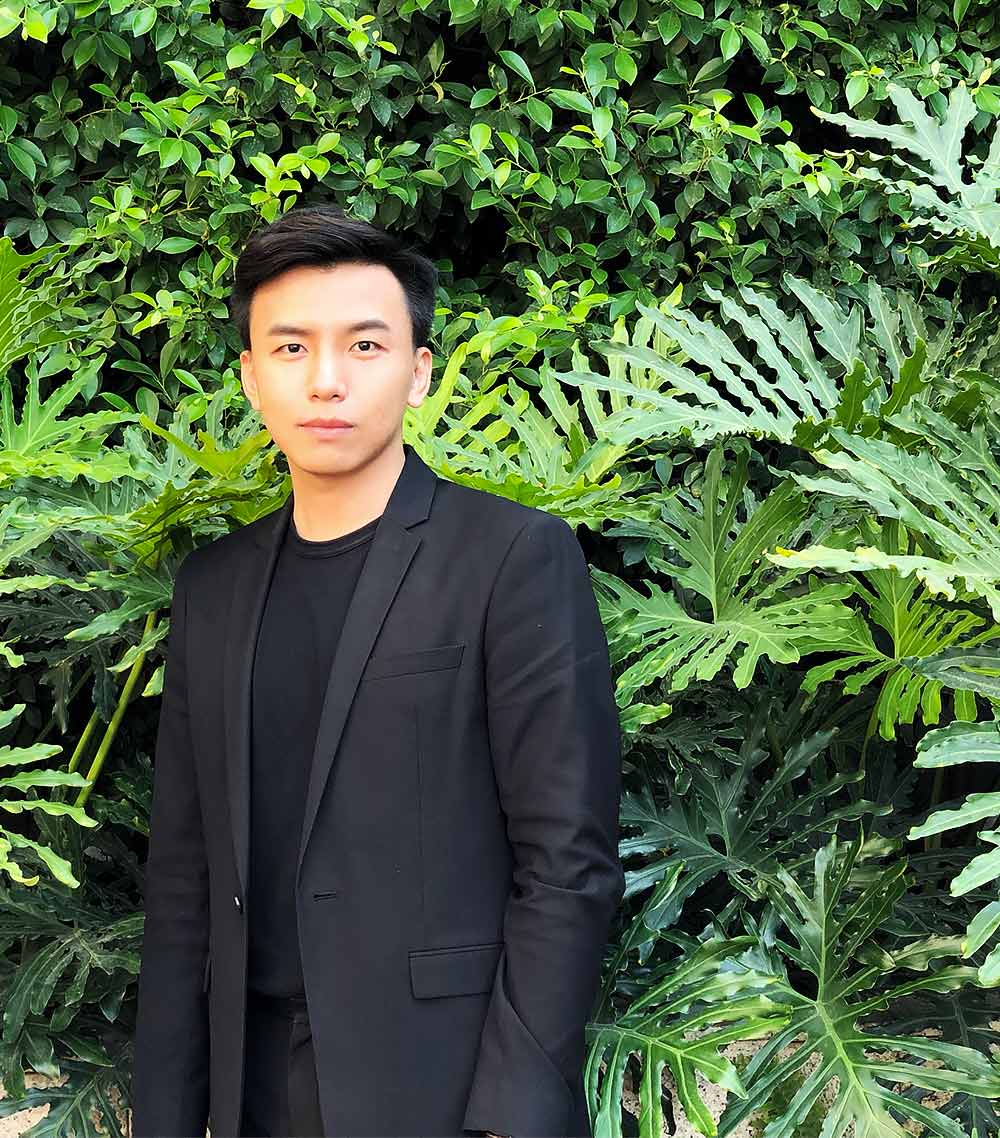 Đặng Tiến, đại diện thương hiệu Tombolini, chia sẻ về làm đẹp cho phái mạnh với thông điệp yêu bản thân một cách thông minh. Nổi bật trong loạt bài Beauty Story của Lixibox, anh mang đến cảm hứng cho những người yêu cái đẹp.