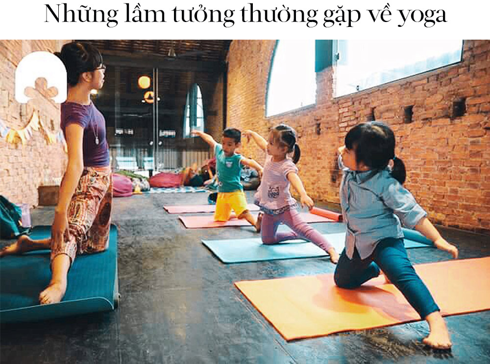 Bài viết "Đẹp là khi bạn thấu hiểu & biết yêu thương cơ thể" của Thuý Anh khám phá mối liên hệ giữa yoga, vẻ đẹp và tâm hồn. Hình ảnh minh họa cho những lầm tưởng thường gặp về yoga với các trẻ em đang tập yoga cùng huấn luyện viên.