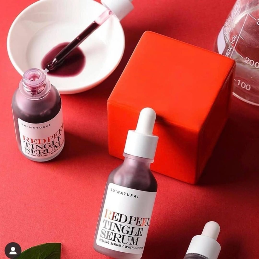 Thay da sinh học có thật sự thần thánh như lời đồn? Khám phá hiệu quả của Red Peel Tingle Serum So Natural trong việc chăm sóc da cơ bản và quy trình dưỡng da, gây sốt trong cộng đồng làm đẹp.