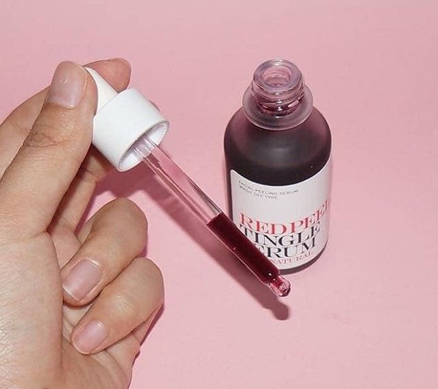 Serum Red Peel Tingle So Natural đang thu hút sự chú ý trong cộng đồng làm đẹp với khả năng cải thiện tình trạng da nhanh chóng, khám phá bí quyết chăm sóc da cơ bản và quy trình dưỡng da hiệu quả.