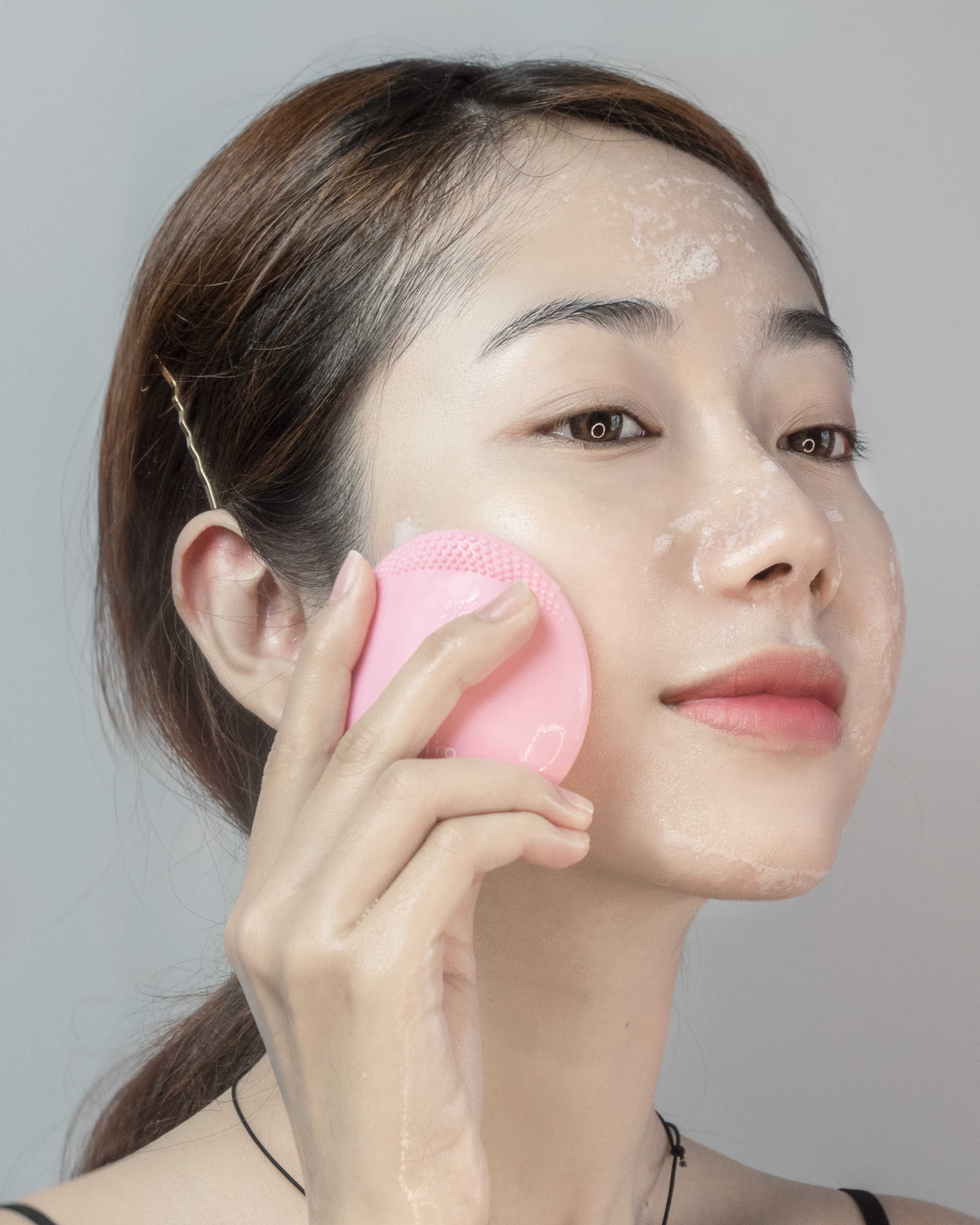 Top 5 quà tặng được nhiều cô nàng mong đợi nhất cho ngày Valentina. Khám phá danh sách quà tặng yêu thích cùng quà tặng kèm (GWP) hấp dẫn tại Lixibox để mang đến điều bất ngờ cho người thương.