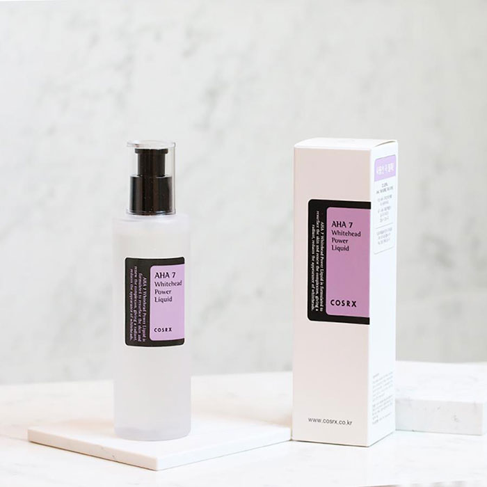 Bí thuật dẹp mụn giúp làm giảm mụn hiệu quả với AHA 7 Whitehead Power Liquid từ COSRX, sản phẩm lý tưởng cho quy trình dưỡng da cơ bản, mang lại làn da tươi sáng và tự tin.