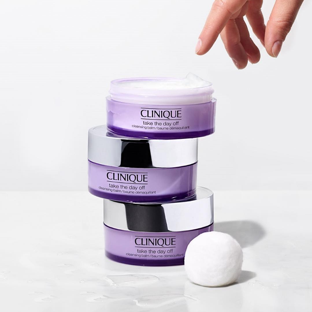 3 tiêu chuẩn lựa chọn tẩy trang cho da nhạy cảm: Nóng, rát, nổi mụn là tình trạng thường thấy. Lựa chọn sản phẩm tẩy trang nhẹ nhàng để tránh mẩn đỏ cho làn da.