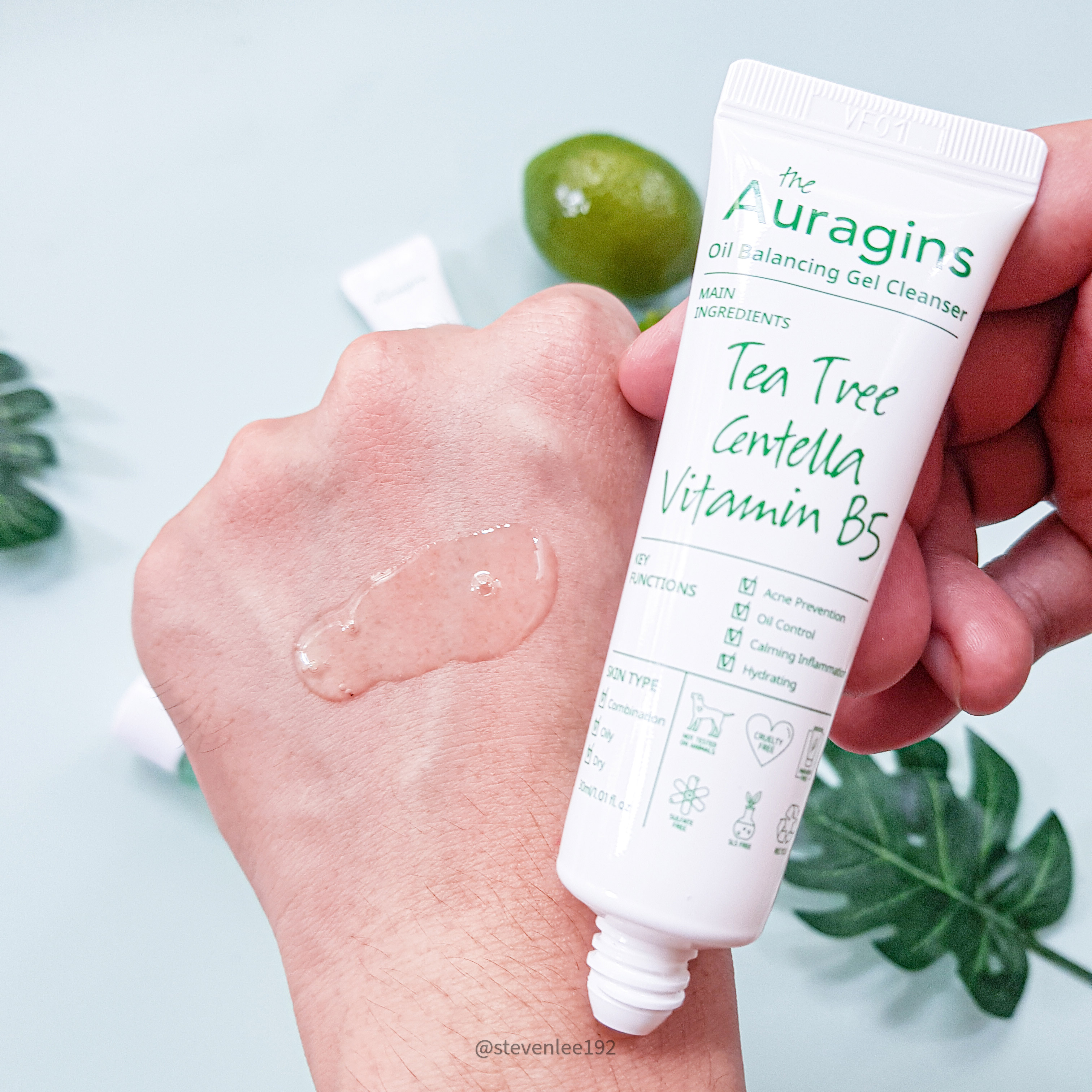 Bài đánh giá chân thật về box dưỡng da từ Lixibox, gợi ý sản phẩm chứa Tea Tree, Centella và Vitamin B5. Box dưỡng da Fresh Skin với ưu đãi GWP siêu hấp dẫn, phù hợp cho các tín đồ skincare. Khám phá bí quyết làm đẹp qua trải nghiệm thực tế của beauty reviewer.