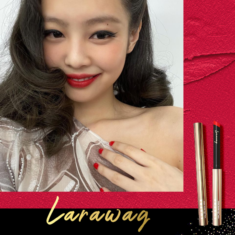 Bất ngờ với màu son Lustre được các nàng Black Pink như Jennie, Jisoo, Lisa, và Rosé lăng xê. Màu sắc bắt mắt, giá chỉ chưa đến 1 triệu cho cả 4 màu, tôn lên vẻ đẹp quyến rũ và phong cách thời trang độc đáo.