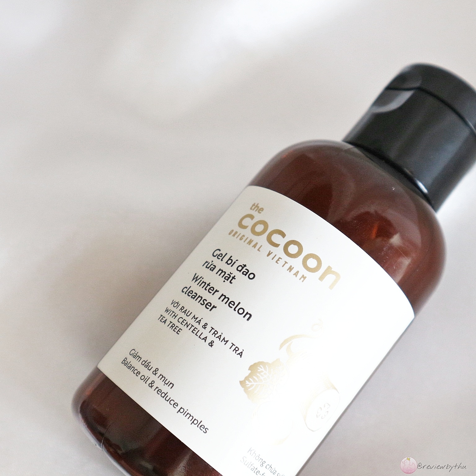 Gel rửa mặt bí đao Cocoon, sản phẩm chăm sóc da thuần chay Việt Nam, giúp điều trị mụn hiệu quả. Phân tích chi tiết và đánh giá hiệu quả của gel rửa mặt tự nhiên này, khám phá những lợi ích từ chiết xuất thực vật. #reviewmypham #gelruamat #cocoon #madeinvietnam