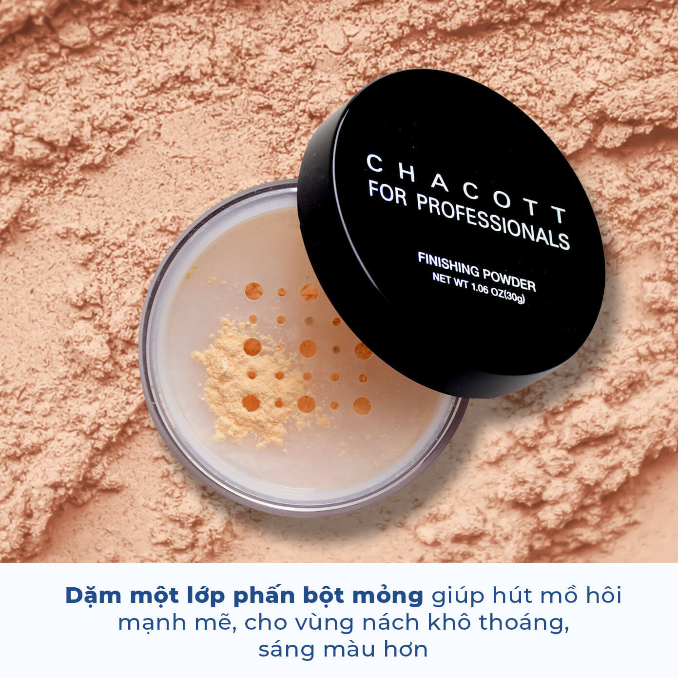 Dạm một lớp phấn bột mỏng giúp hút mồ hôi mạnh mẽ, cho vùng nách khô thoáng, sáng màu hơn. Khám phá bí quyết dưỡng trắng vùng nách và khử mùi vùng nách hiệu quả ngay tại nhà.