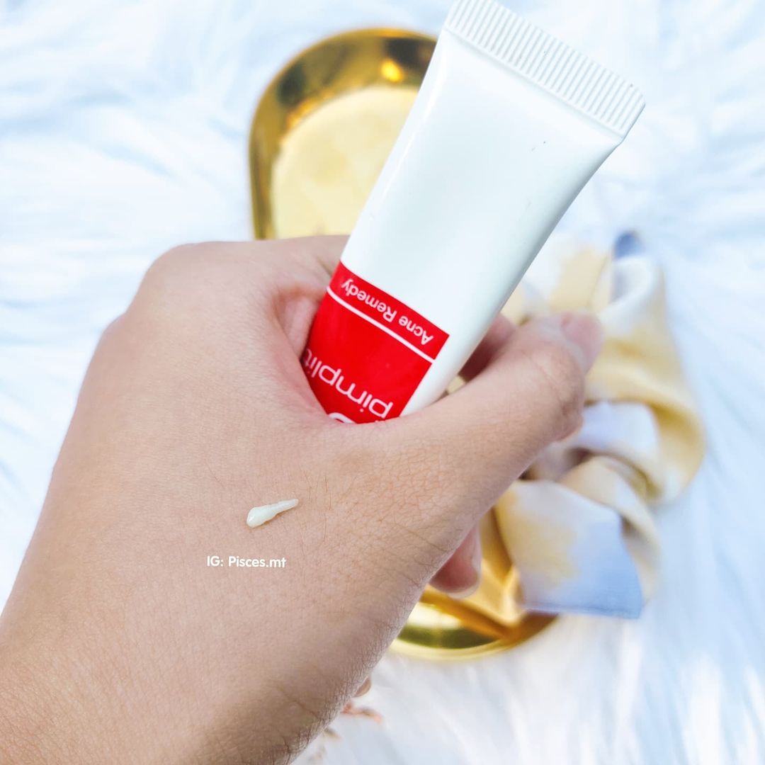 Review Shiseido Pimplit Acne Remedy - cô nàng da dầu chia sẻ cảm nhận về kem trị mụn nhỏ gọn 15g, hiệu quả với mụn không viêm, sưng. Sản phẩm mỹ phẩm trị mụn đáng thử cho những ai gặp vấn đề về da.