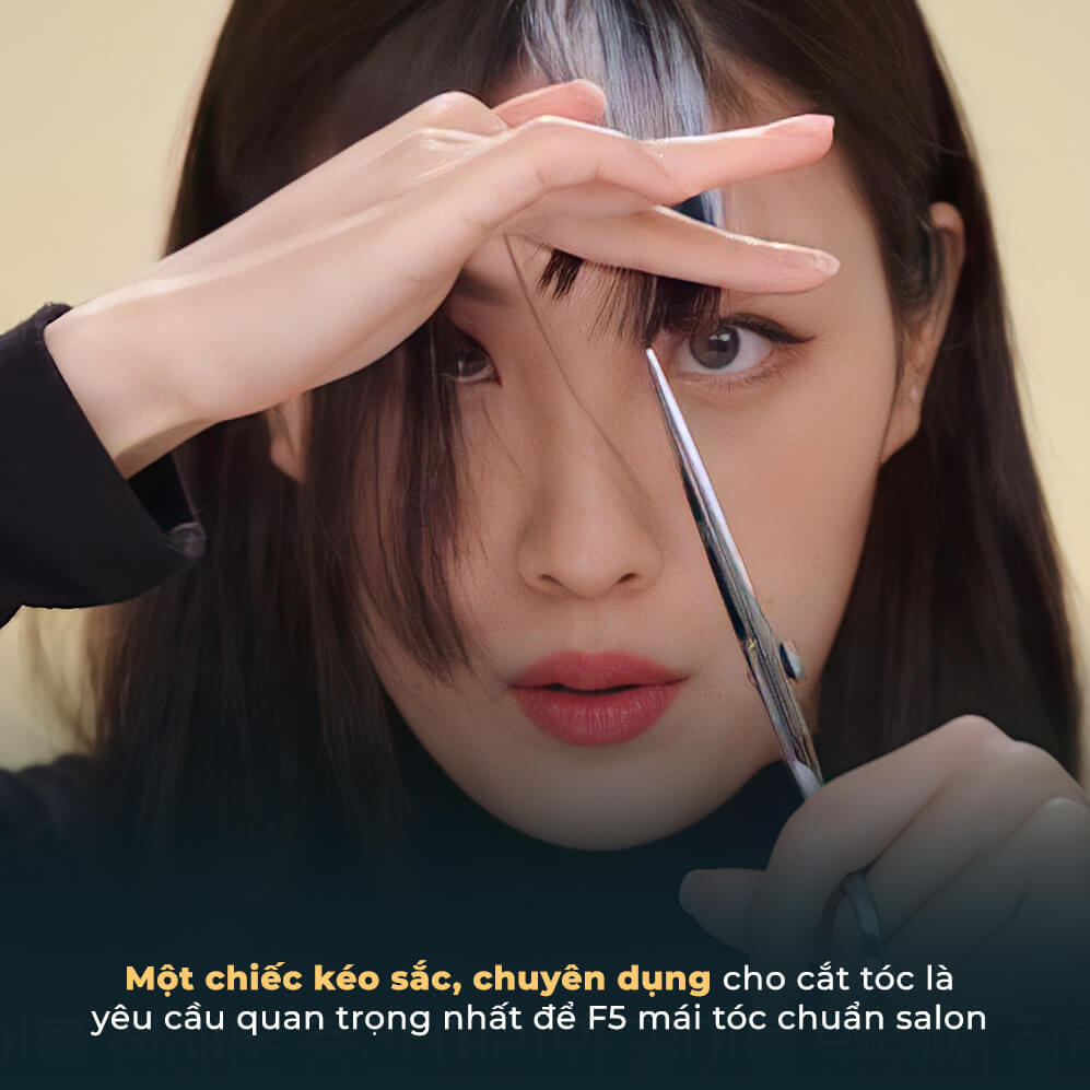 Cắt tóc tại nhà với mẹo sử dụng kéo chuyên dụng, giúp tránh sai sót nghiêm trọng. Bài viết cung cấp các tips cắt tóc tại nhà, phù hợp cho những ai tự cắt tóc mùa dịch.