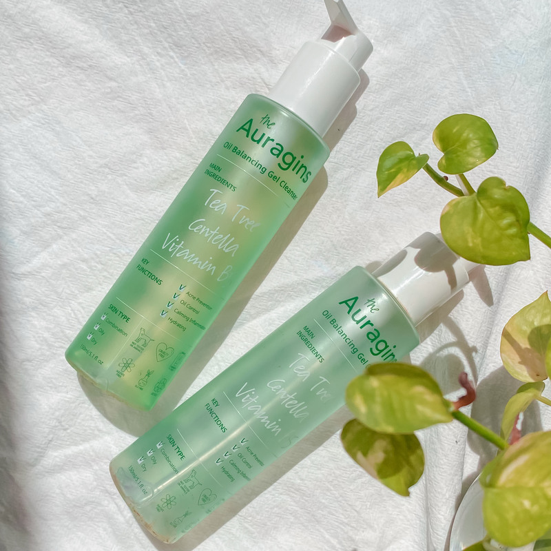 Gel rửa mặt The Auragins - sản phẩm cần thiết cho da dầu, giúp ngăn ngừa mụn mà không làm khô da. Cô nàng đã tìm thấy "chân ái" của mình sau nhiều lần thử nghiệm.