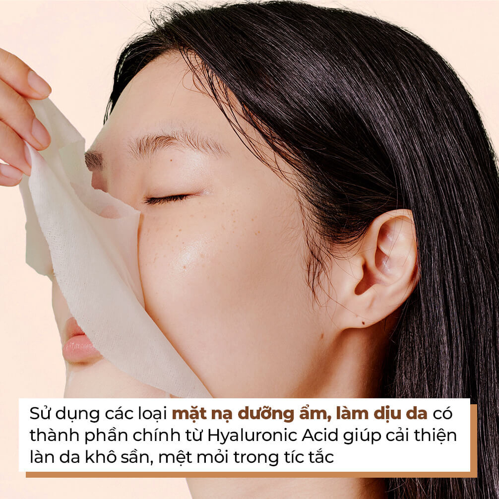 Mẹo dưỡng da vào buổi sáng cho làn da khô ráp và xỉn màu. Sử dụng mặt nạ dưỡng ẩm có Hyaluronic Acid để làm mềm mịn, cải thiện ngay làn da mệt mỏi chỉ trong chút thời gian.