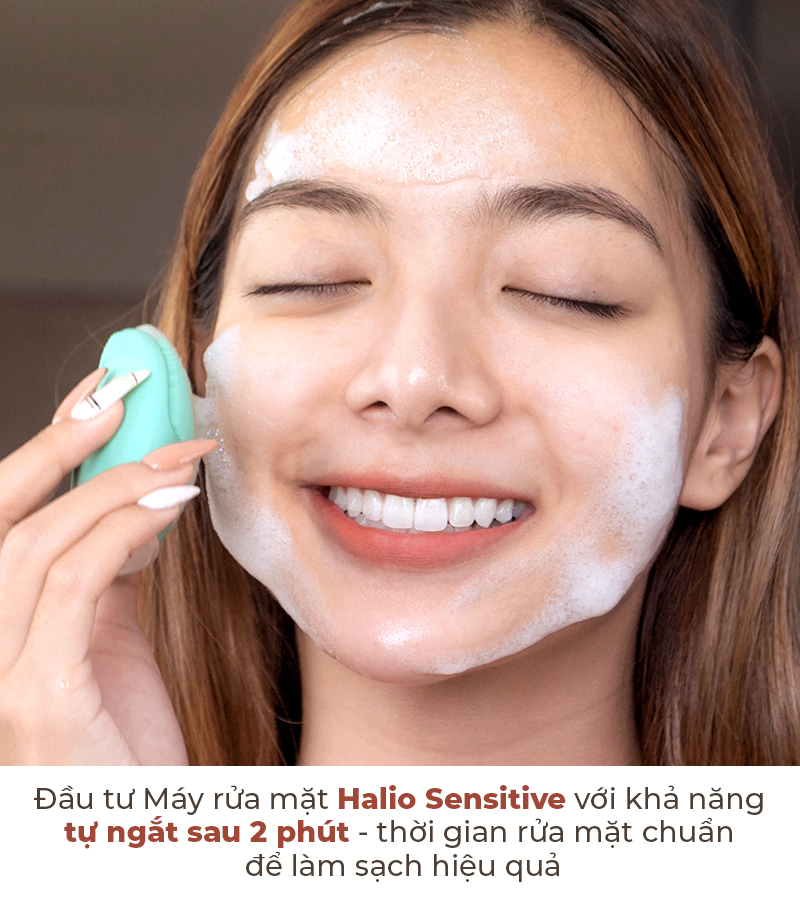 Da khô rát sau khi rửa mặt, nhiều chị em than phiền về tình trạng này mà không biết có thể do sai lầm khi rửa mặt. Lưu ý để tránh rửa mặt sai cách, xem ngay 3 sai lầm phổ biến có thể khiến da tổn thương.