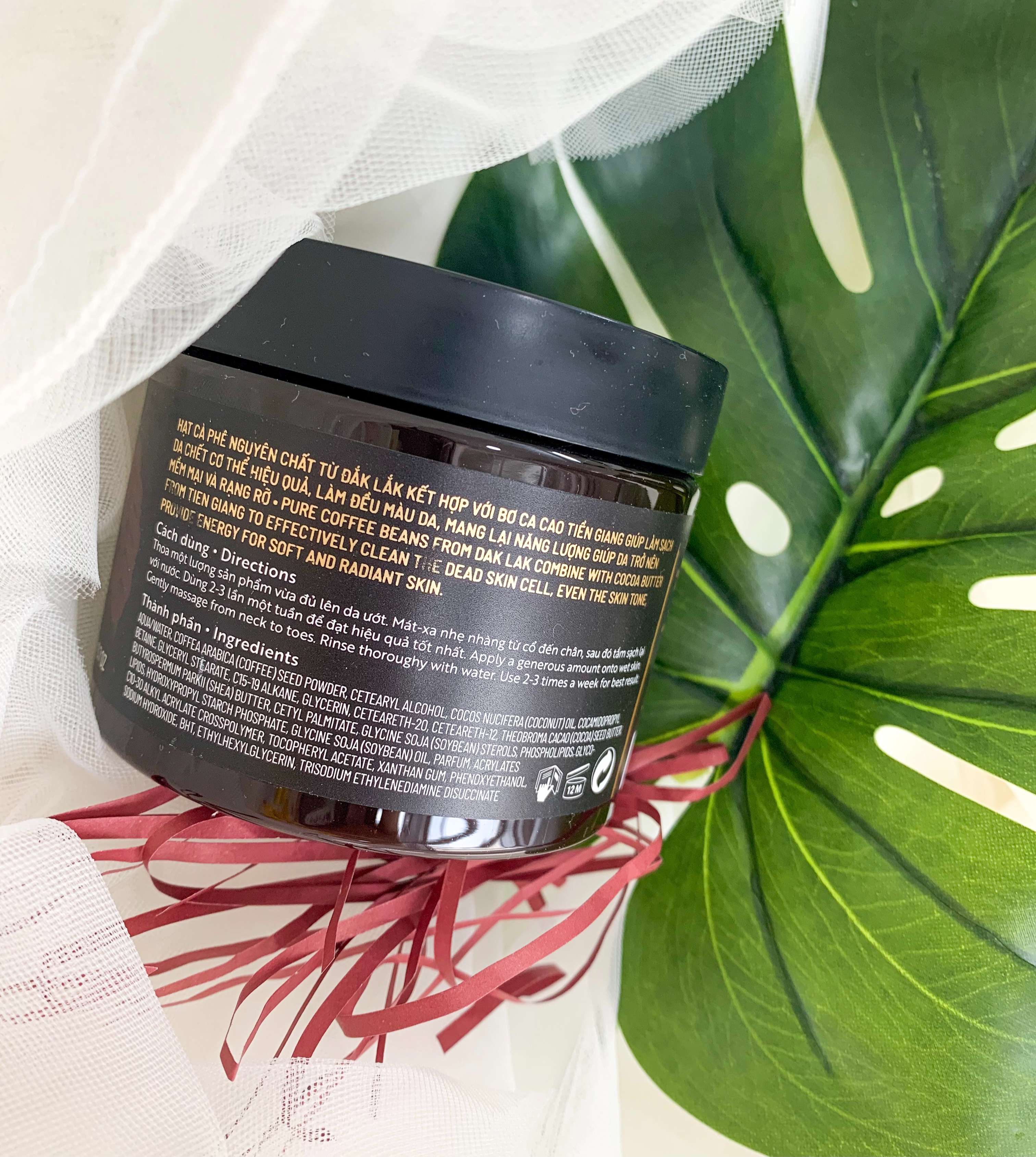 Review tẩy da chết Cocoon - sản phẩm thuần chay có tốt như lời đồn? Tẩy tế bào chết Cocoon Cà phê Đắk Lắk an toàn với chiết xuất thiên nhiên, phù hợp mọi loại da, được khen ngợi bởi beauty blogger. Khám phá cảm nhận thực tế về sản phẩm này!