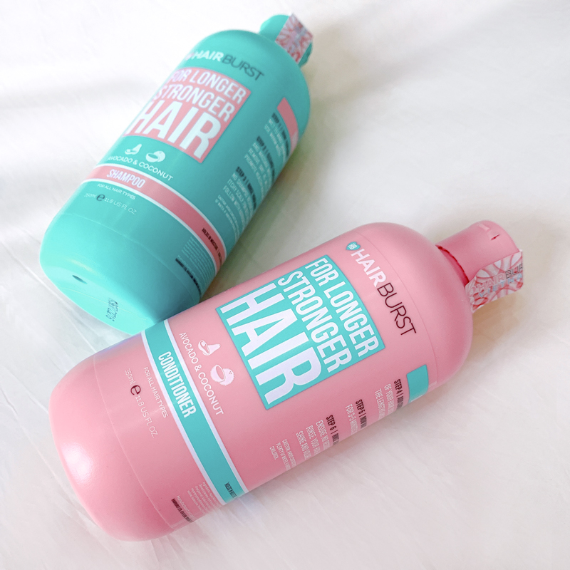 Bộ sản phẩm dầu gội và dầu xả Hairburst với công dụng ngăn rụng tóc và kích thích mọc tóc, chứa chiết xuất bơ và dừa, phù hợp cho tóc có vấn đề về rụng. Khám phá cách thức hiệu quả của bộ dầu gội và dầu xả này qua bài review chi tiết trên Lixibox Magazine.