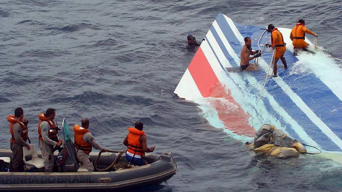 Vol Air France Paris Rio Aujourd'hui Crash Rio-Paris : l’équipage mis en cause - Le Mauricien
