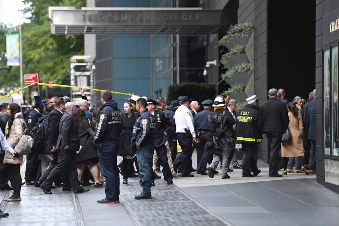 Time Warner Center Evacuated In New York after reported suspicious package