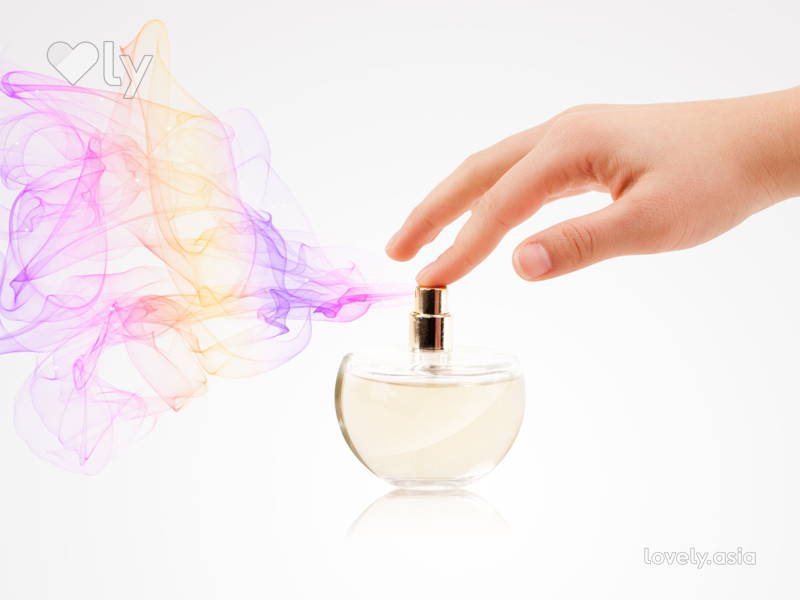 Perfume spray color