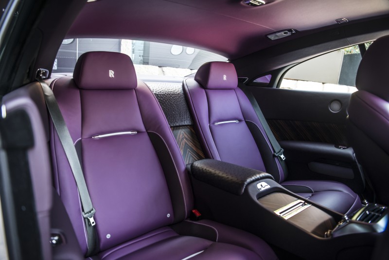 luxuo-id-rolls-royce-menampilkan-unit-pesanan-dusk-until-dawn-5