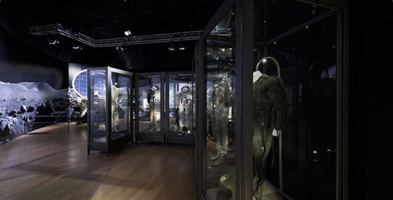 luxuo-id-space-suits-in-endurance-gallery