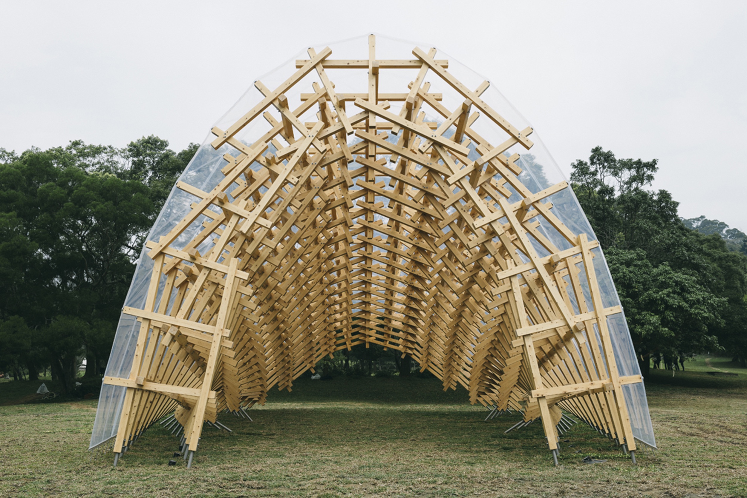 Wind Eaves by Kengo Kuma Front