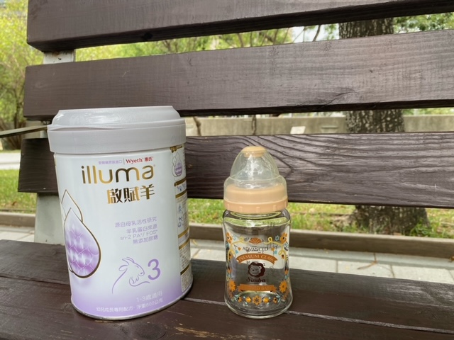 【開箱】寶寶換奶心得分享 － 啟賦羊3