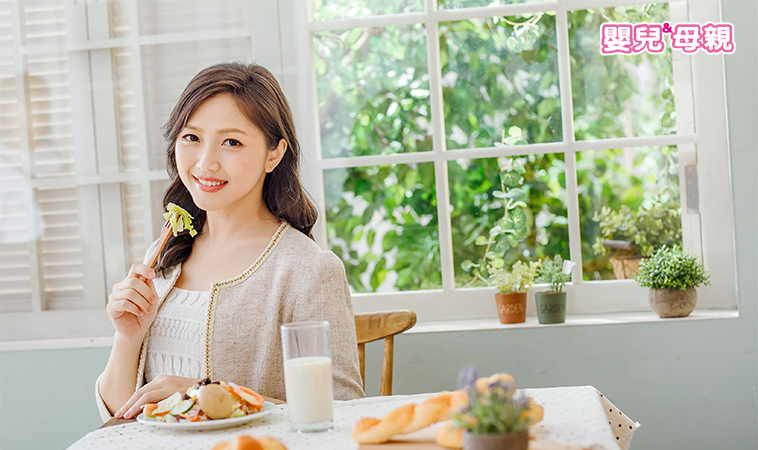 孕婦外食怎麼吃 營養師設計一週菜單 點餐外送 這樣吃 最營養 嬰兒與母親