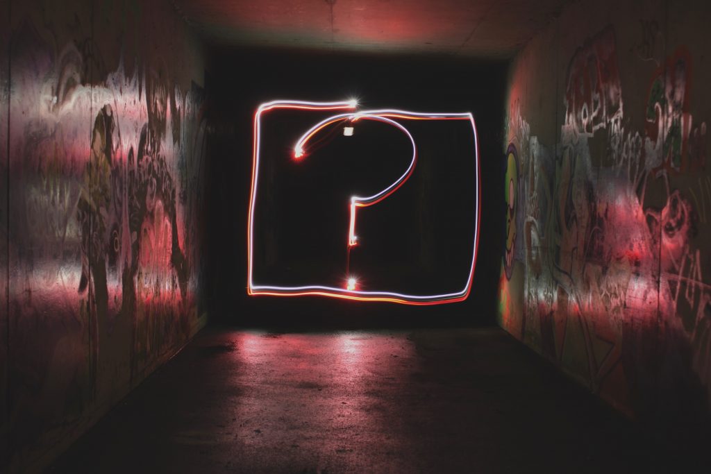 Personalization and social media - Image of a question mark