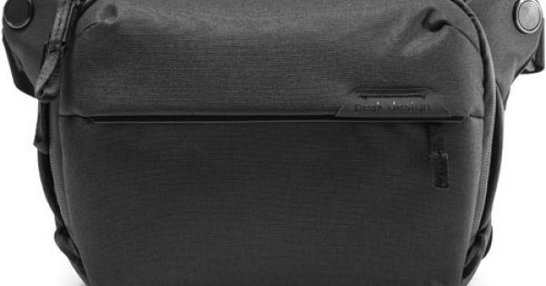 Peak Design Everyday Sling v2 (3L, Black) - CameraLK Peak Design Everyday Sling v2 (3L, Black) - CameraLK