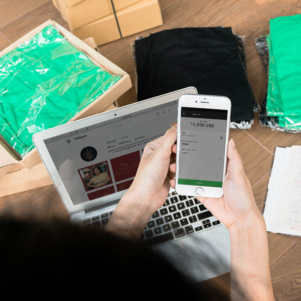 Mudahnya Bayar Belanjaan Online dengan GO-PAY