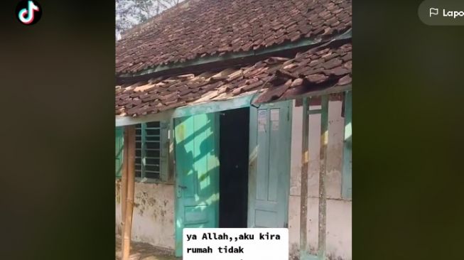 Rumah rusak dikira tak berpenghuni (tiktok.com/@httw_shifaa)