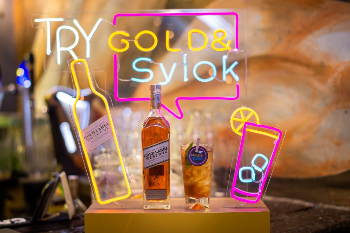 Go local with Johnnie Walker Gold& Syiok Go local with Johnnie Walker Gold& Syiok