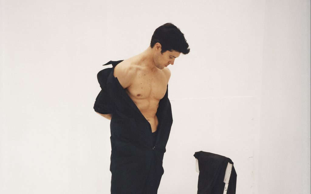 Bottega Veneta breaks the stigma of masculinity with new short film Bottega Veneta breaks the stigma of masculinity with new short film