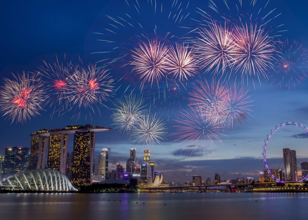 Best Restaurants and Bars to catch National Day Fireworks at Best Restaurants and Bars to catch National Day Fireworks at
