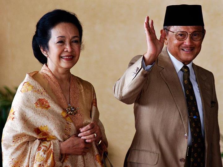 BJ Habibie Meninggal