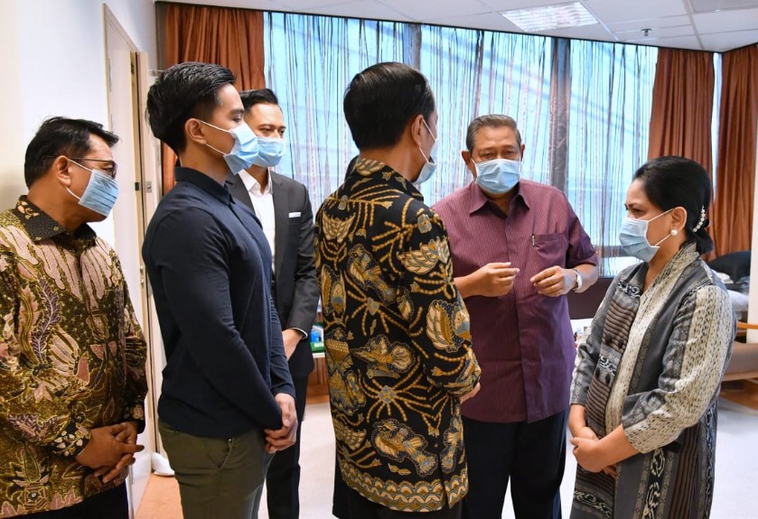 Kaesang-di-kunjungan-Presiden-Jokowi-ke-Ibu-Ani