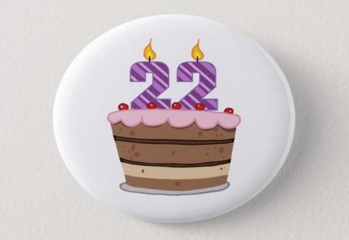 usia 22 tahun