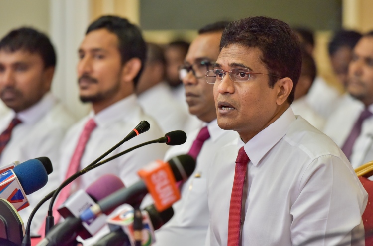 Memberunnaa "nugulhigen" PPM team eh Lanka ah