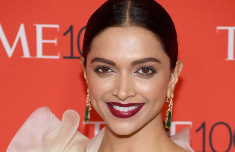 "XXX 4" ves Deepika Padukone aa eku