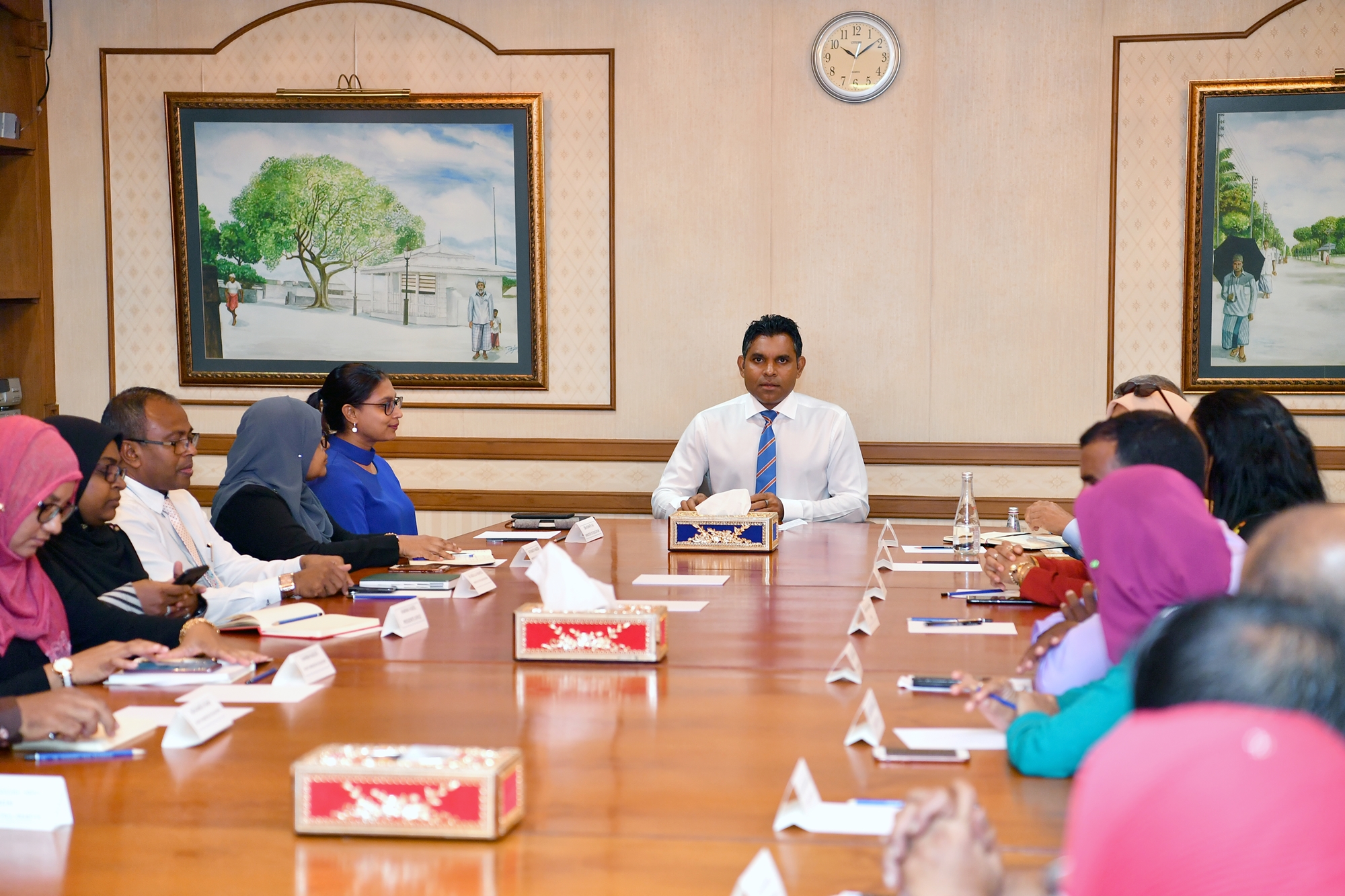Vice President meets with the senior officials at the Ministry of Education and School Principals at Male’ area.